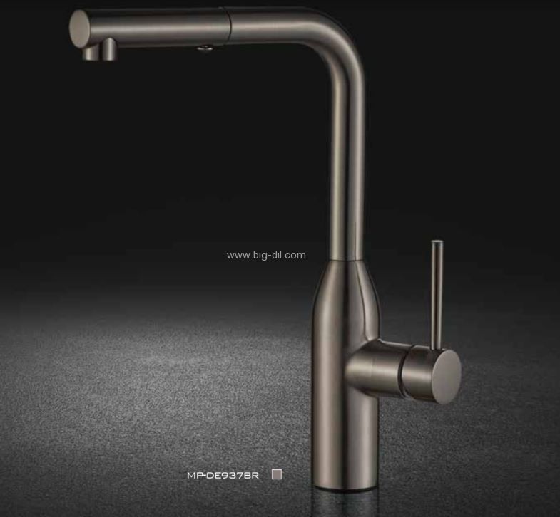 ברז נשלף למטבח קסטל מוברש ברז נשלף למטבח קסטל מוברש