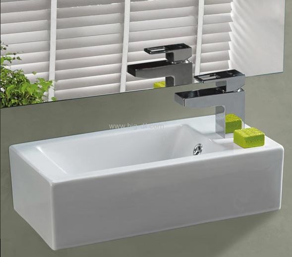 כיור אמבטיה מונח או תלוי לוטם קטן 25*50 כיור אמבטיה מונח או תלוי לוטם קטן 25*50