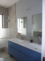 ארון אמבטיה  בהזמנה לפי מידה בצבע אפוקסי - תצוגה נוספת