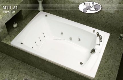 אמבטיה דגם21+חזוק הקפי 180*140